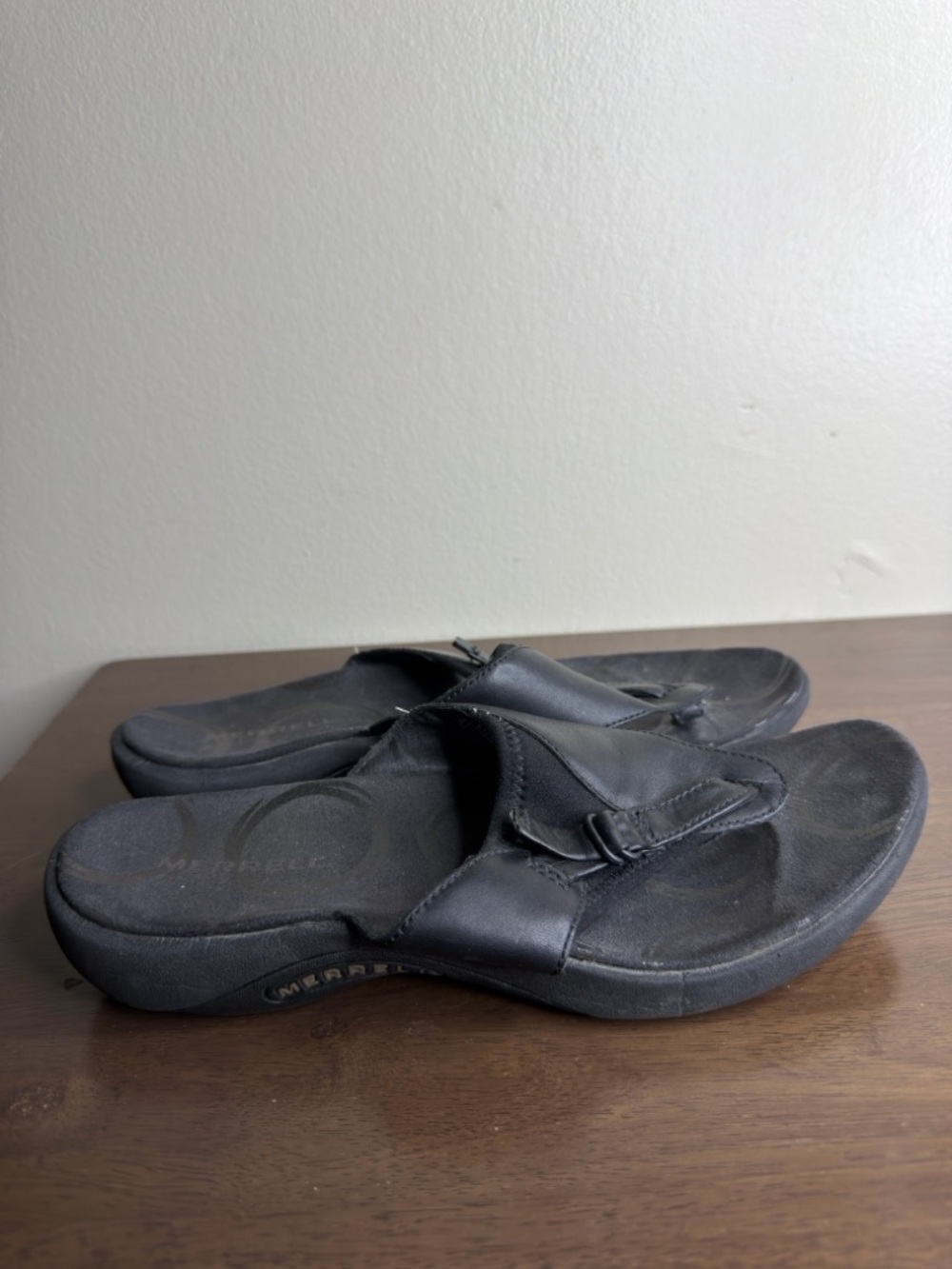 Merrell Gardena Black Sandals Sz 8 Womens